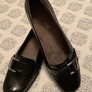 Aerosoles Back casual shoes. 7 1/2 medium